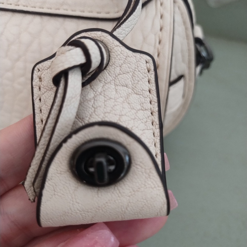 Very Rare Limited Edition Coach Ace 14 Nappa Pebbled Leather in Chalk Whipstitch - Picture 9 of 14